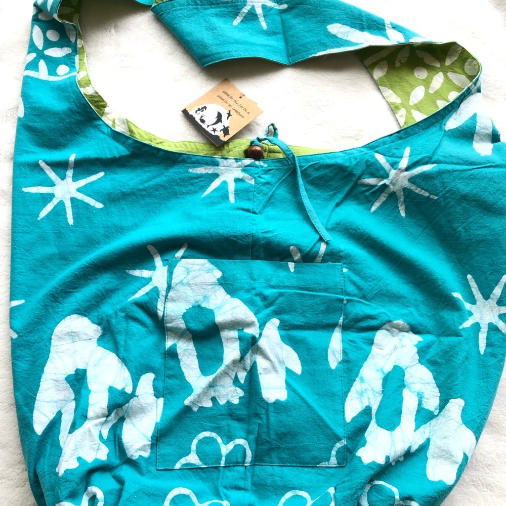 New Reversible Sling Bag w/ FREE GIFT